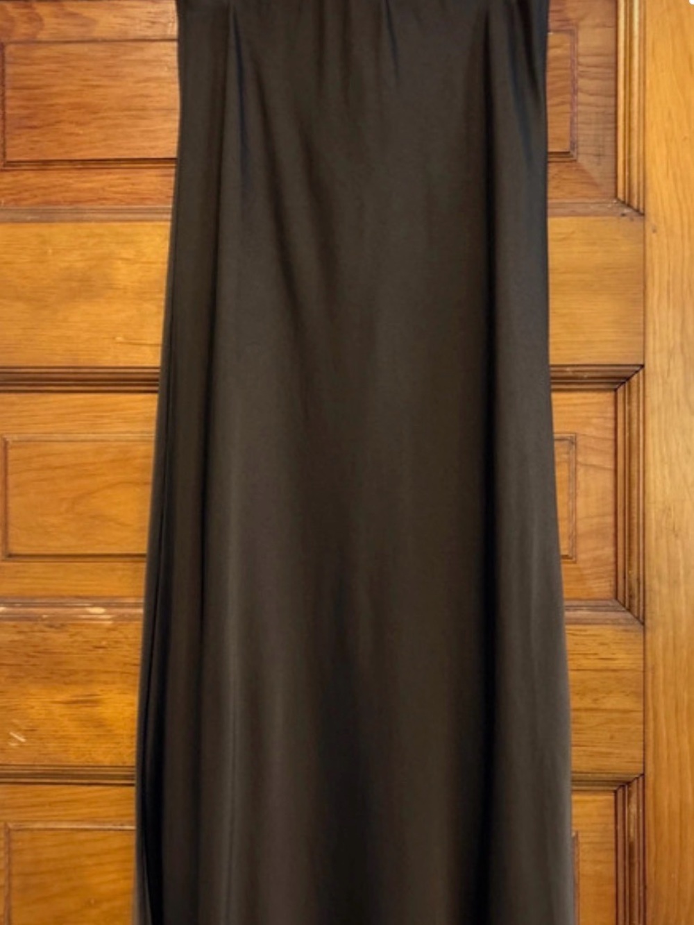 Nwot Brown Silky Feel Women’s Maxi Skip Skirt